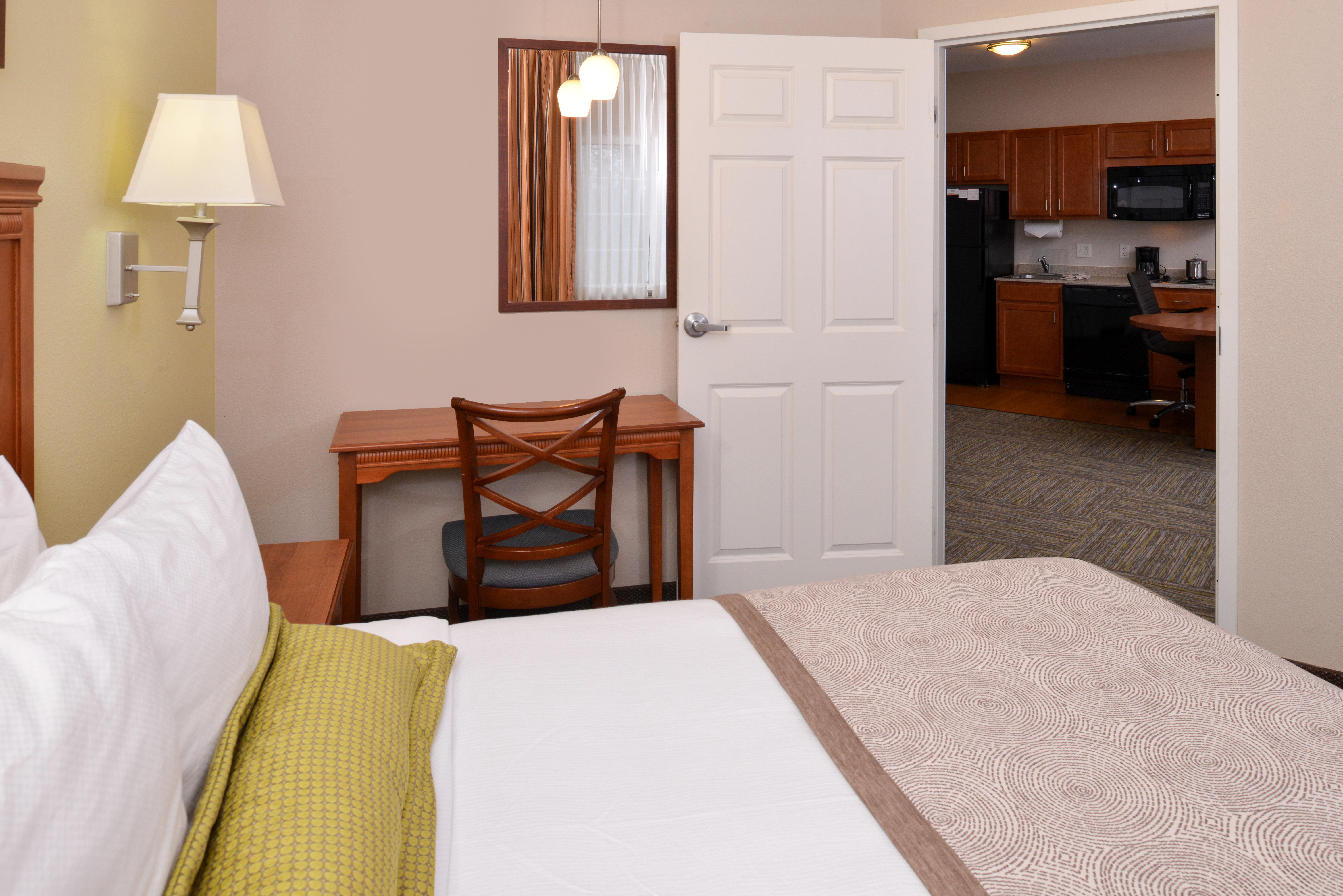 Candlewood Suites Boise - Towne Square By Ihg Exterior photo