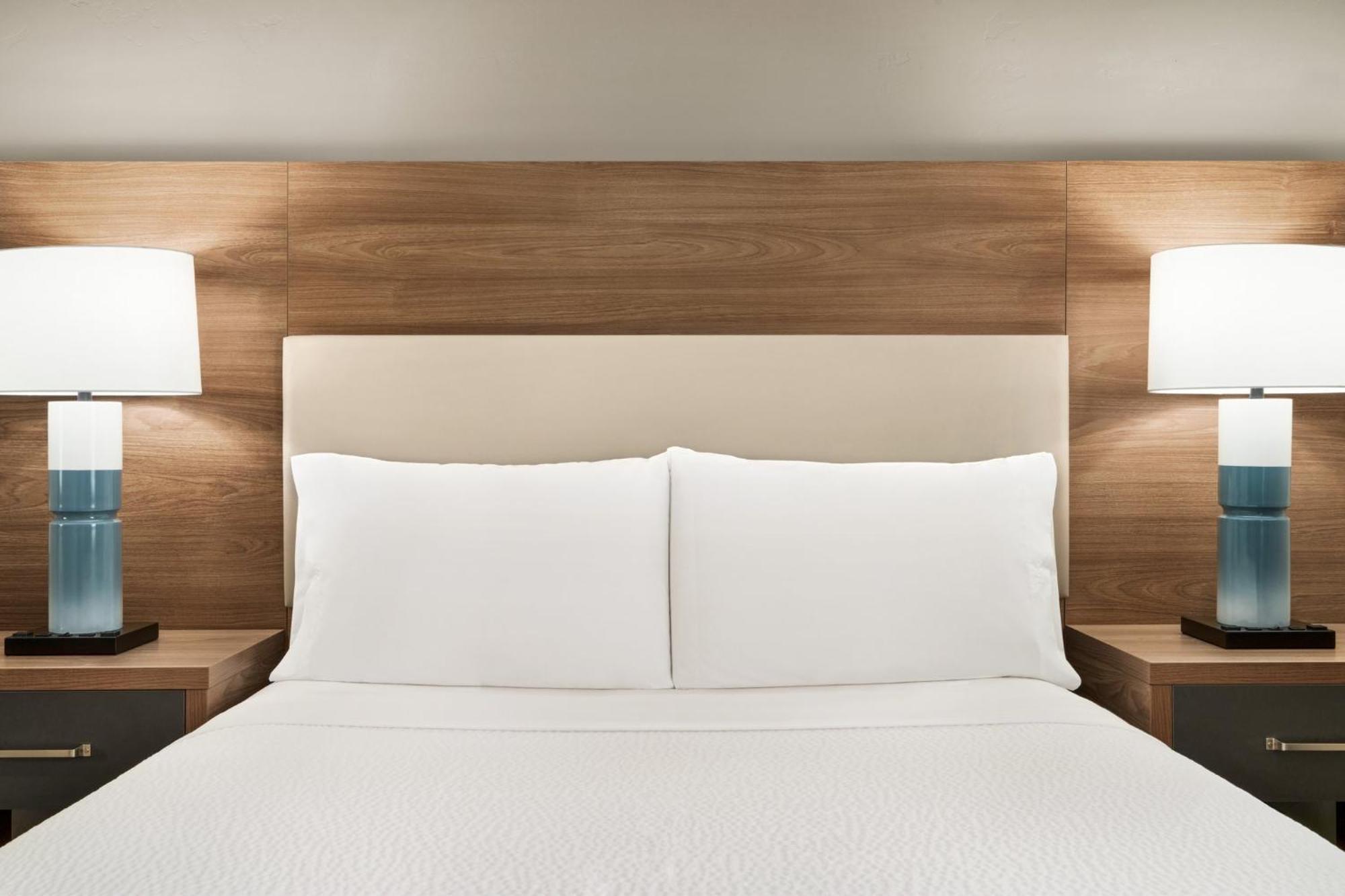 Candlewood Suites Boise - Towne Square By Ihg Exterior photo