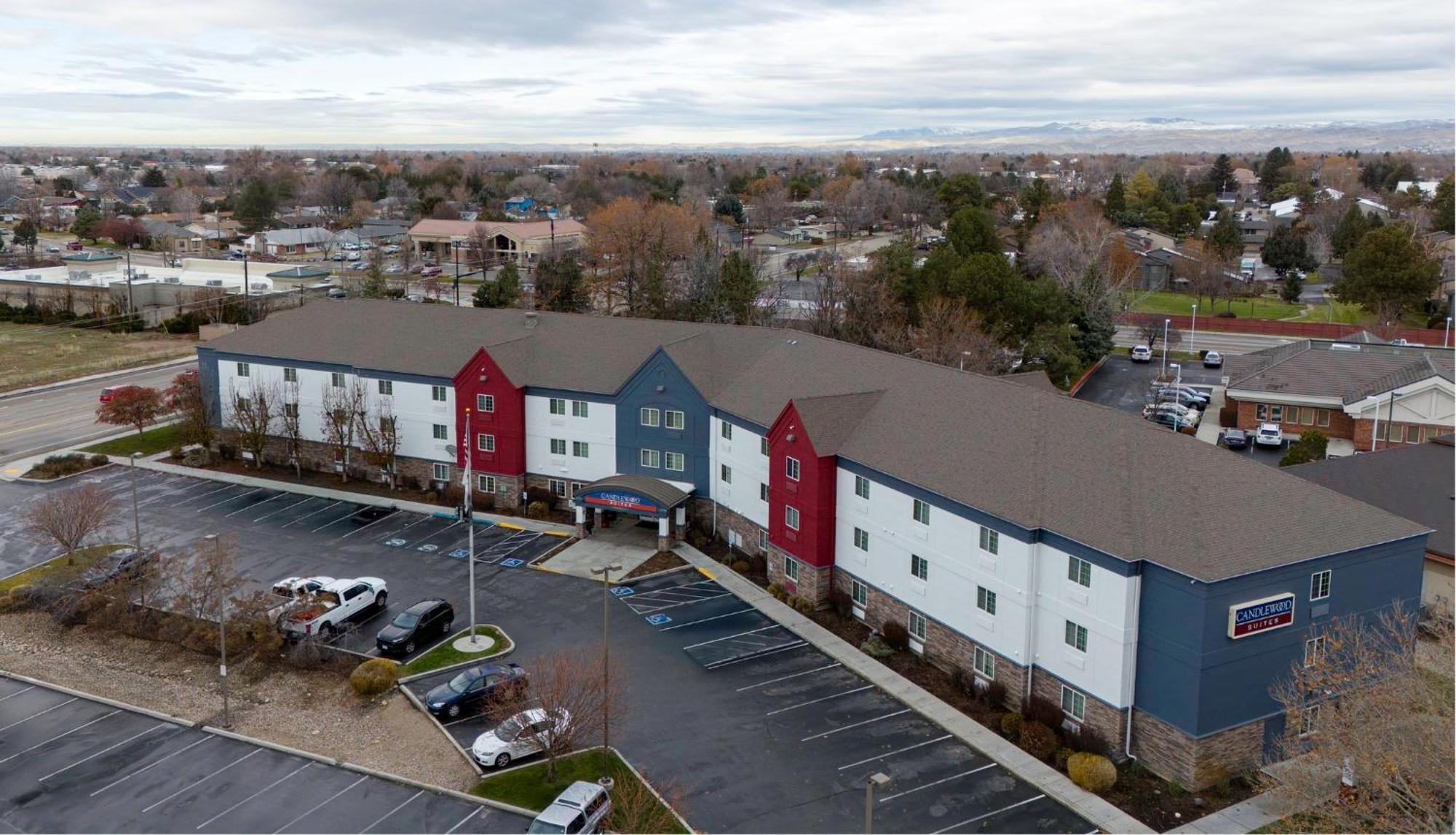Candlewood Suites Boise - Towne Square By Ihg Exterior photo